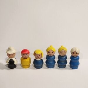 Vintage FP Little People Wood head & body lot of 6